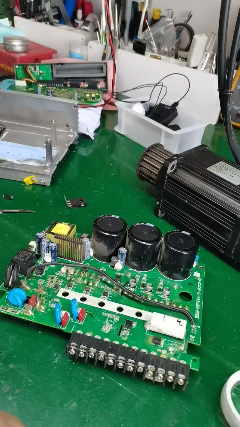 維修伺服驅動器修理，維修伺服驅動電機視頻教程